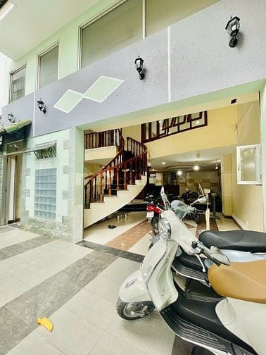 Cho thuê nhà khu biệt thự số 112/3B Phổ Quang, Phường 9, Quận Phú Nhuậ