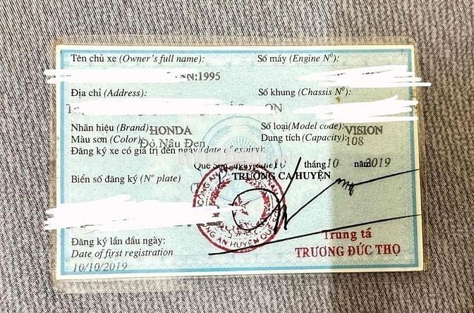 Vợ đổi xe nên cần bán lại Vision mới đẹp như hình