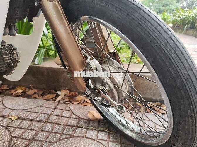 CUB 50 ĐÈN VUÔNG HOK CẦN BẰNG LÁI