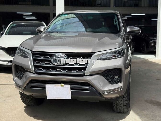 Toyota fortuner 2.4G - 55000 km