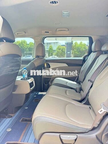 Kia carnival 2.2D 2025