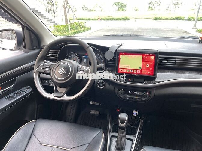 xe lướt Suzuki XL7 2024 Hybrid màu trắng - 19000km