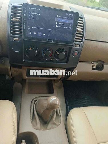 Nissan Navara 2014 2.5 AT - 2500 km