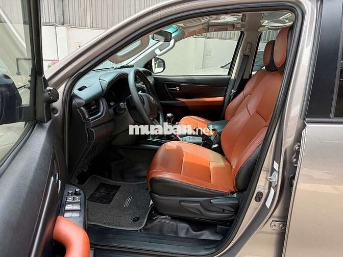 Toyota fortuner 2.4G - 55000 km