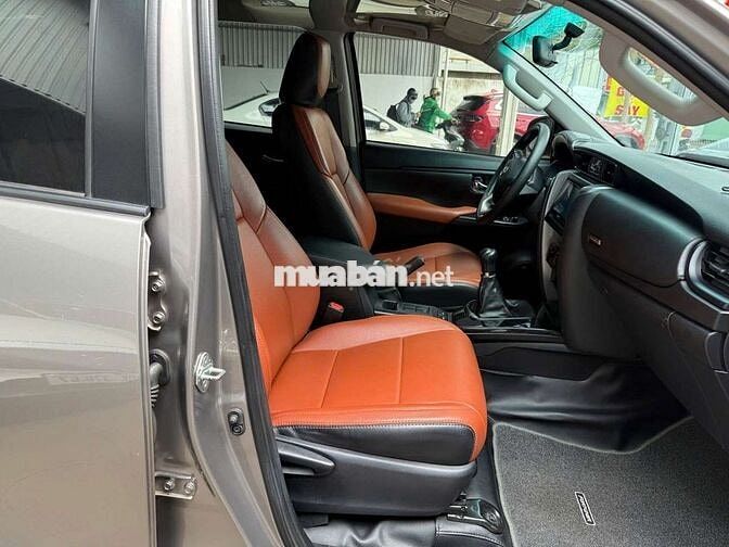Toyota fortuner 2.4G - 55000 km