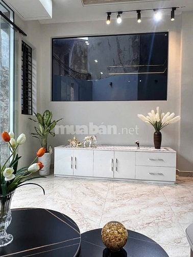 Chính chủ cần bán gấp nhà đường Lê Lai, quận Gò Vấp, giá 2 tỷ 890 