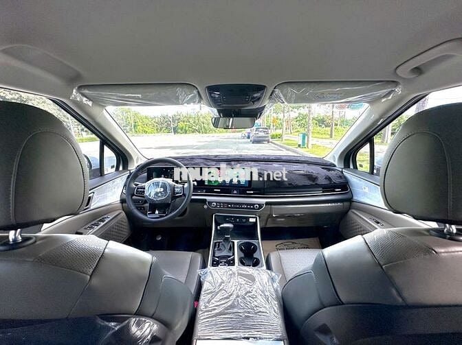 Kia Carnival 2025 Luxury mới 99%,7.000km,có vay NH