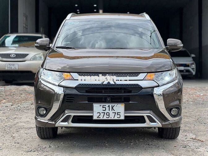 Mittsubishi Outlander 2022 2.0 CVT - 39000 km