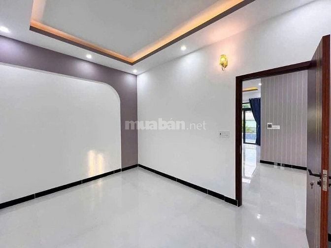 Bán nhà Lê Văn Sỹ, Phú Nhuận / 55m2 / 2 tỷ 390 triệu / sổ hồng riêng