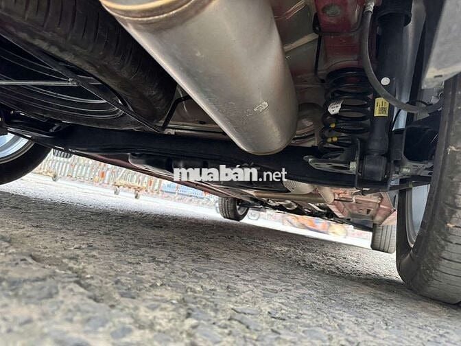 Hyundai Stargazer 2024 Tiêu chuẩn 1.5L,màu đỏ,1v2