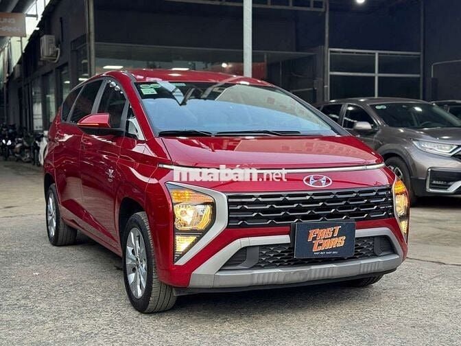 Hyundai Stargazer 2024 Tiêu chuẩn 1.5L,màu đỏ,1v2