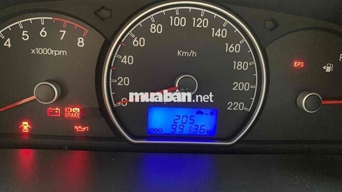 Hyundai Avante 2011 1.6 MT - 100000 km