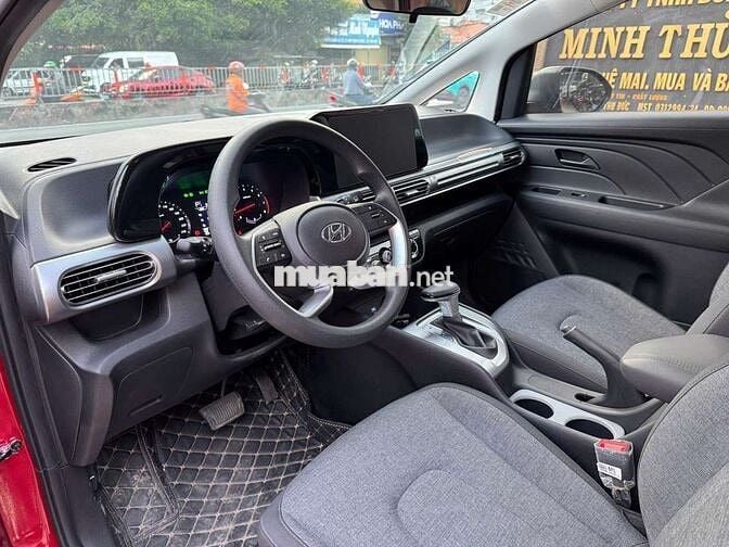 Hyundai Stargazer 2024 Tiêu chuẩn 1.5L,màu đỏ,1v2