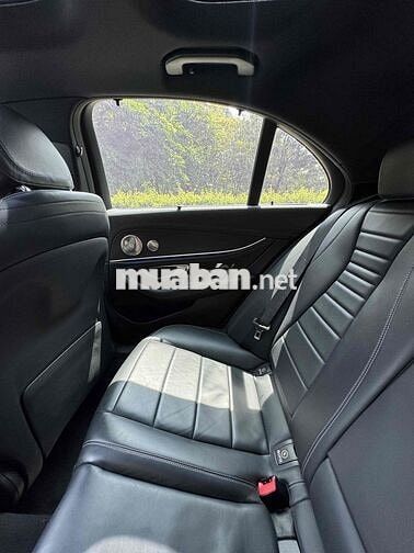Mercedes Benz E Class 2021 E300 AMG - 23000
