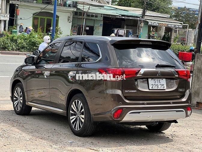 Mittsubishi Outlander 2022 2.0 CVT - 39000 km