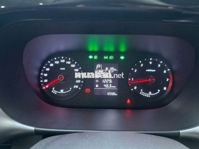 Hyundai Stargazer 2024 Tiêu chuẩn 1.5L,màu đỏ,1v2