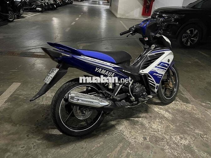 Xe Exciter xanh trắng