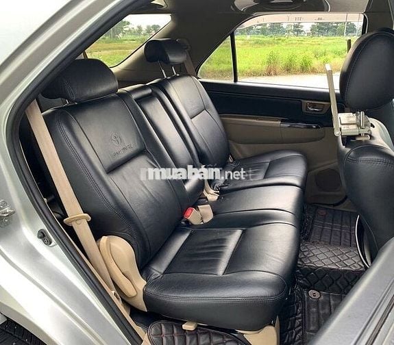 Toyota Fortuner 2014 2.5G 4x2 - 150000 km