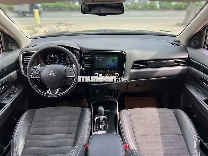 Mittsubishi Outlander 2022 2.0 CVT - 39000 km