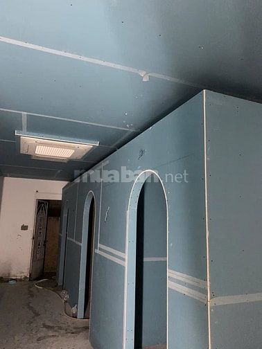Tuyển 3Thợ và 2Phụ Thạch Cao làm quanh Sài Gòn 
