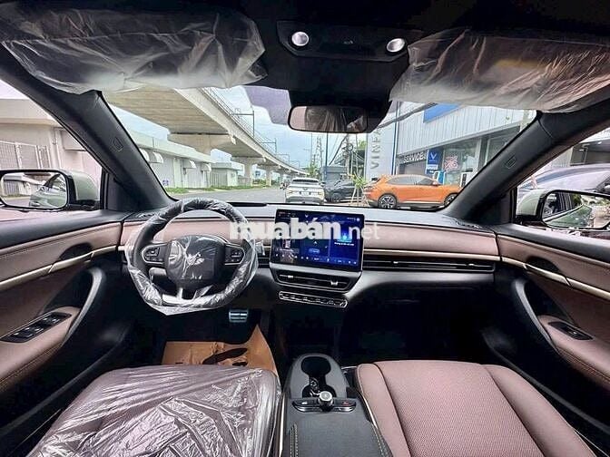 VF6 - MIỄN PHÍ SẠC + HT VAY LS THẤP