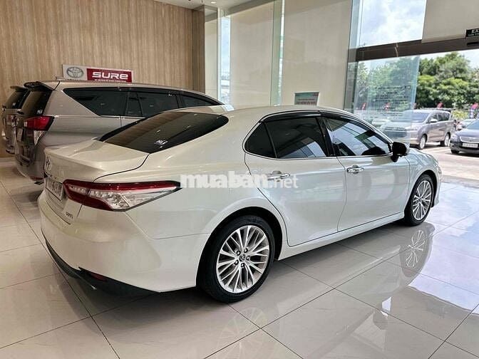 Toyota Camry 2019 2.5 Q HÃNG BH 1 năm đ/co