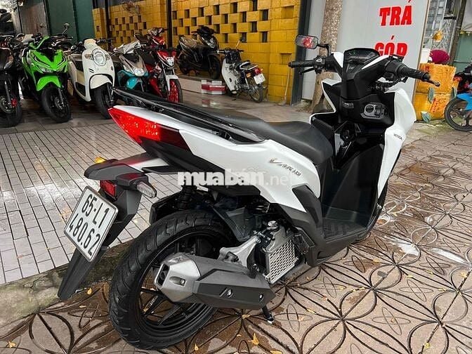 Vario 125 lên khóa thông minh.