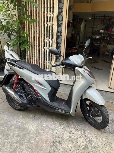 SH 160 abs màu Xám Xi Măng 2024 mới chạy 5.000km