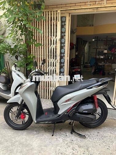 SH 160 abs màu Xám Xi Măng 2024 mới chạy 5.000km