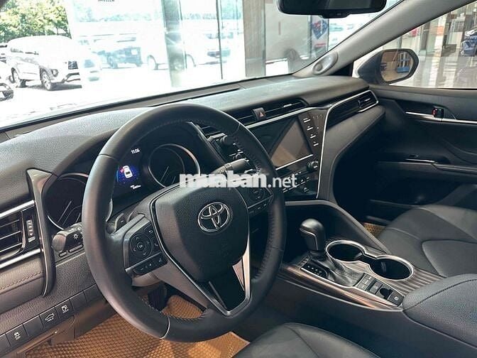 Toyota Camry 2019 2.5 Q HÃNG BH 1 năm đ/co
