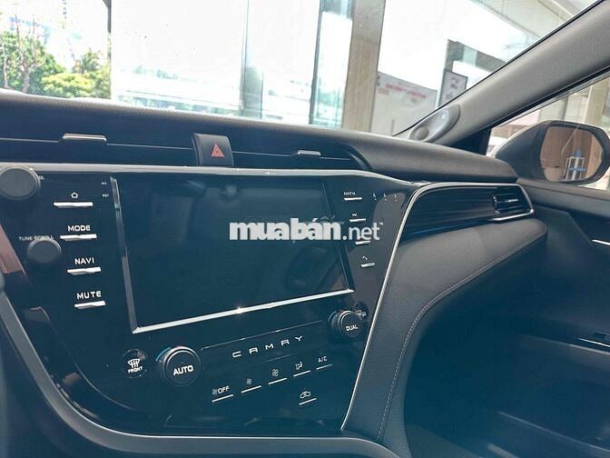 Toyota Camry 2019 2.5 Q HÃNG BH 1 năm đ/co
