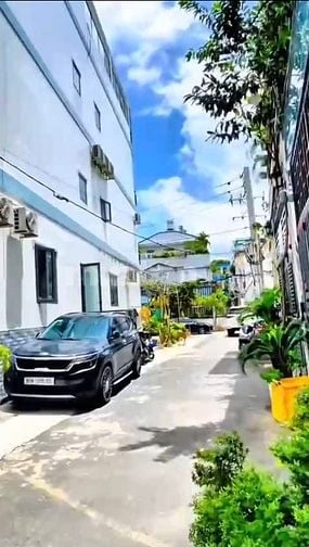 Bán toà Căn hộ dịch vụ 32 phòng Full nội thất, thu nhập 150 triệu/thán
