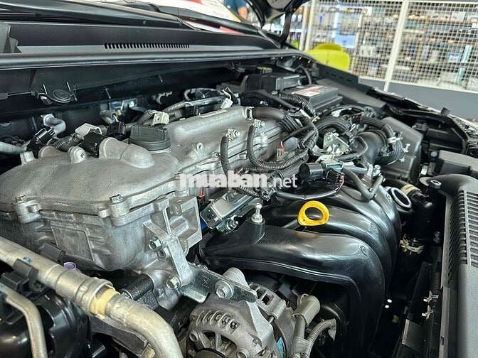 Toyota Corolla Altis 2022 tự động BH HÃNG TOÀN QUO