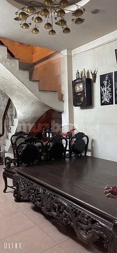 Bán nhà Hà Nội mặt phố Giảng Võ, mặt tiền 6,2m, kinh doanh đỉnh 