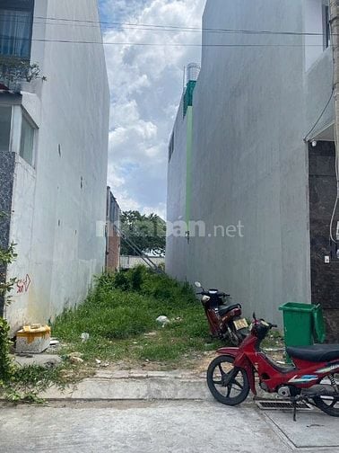 Xã lỗ 6 nền trong khu dân cư Tân Đô- Pouyen II _ Tên Lửa 2 giá re