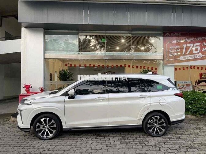 Toyota Veloz Cross 2022 CVT Top - nhập Indo