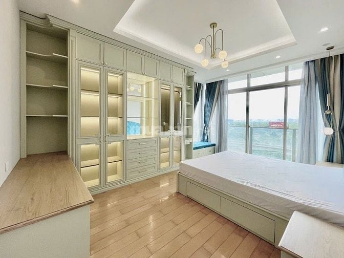 Bán căn hộ The Vista 160m2, 3 PN, giá 12 tỷ