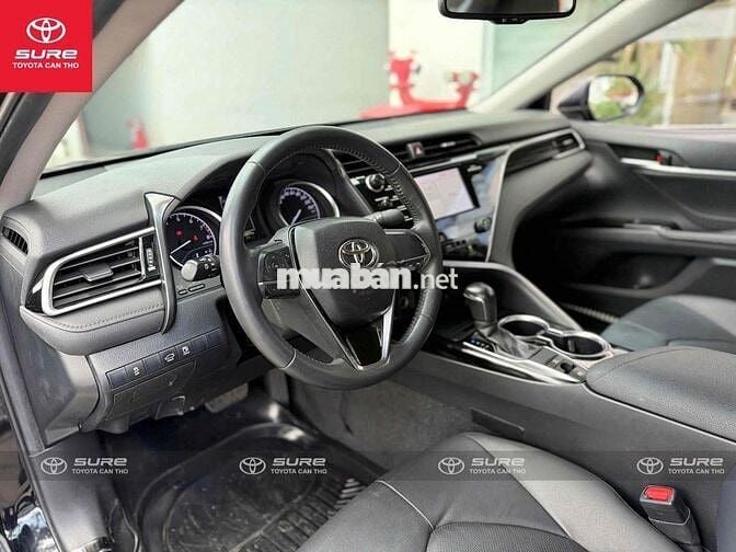 Toyota Camry 2.0G 2021 nhập Thái nguyên chiếc