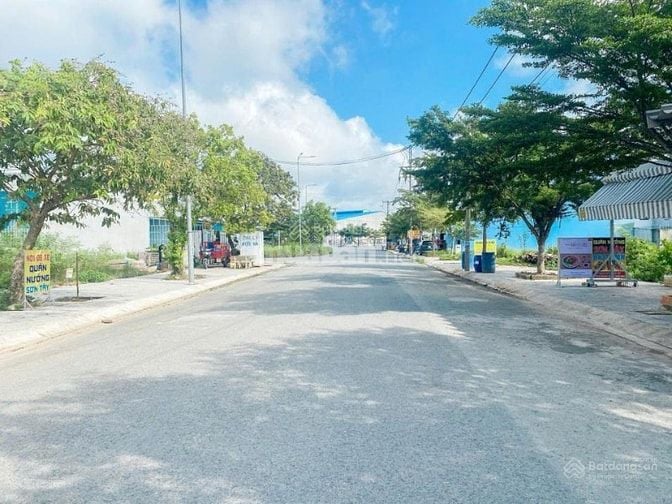 Đất nền view hồ 105m² - Khu dân cư Tên Lửa 2, giá đầu tư