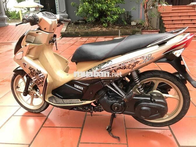 YAMAHA nouvo