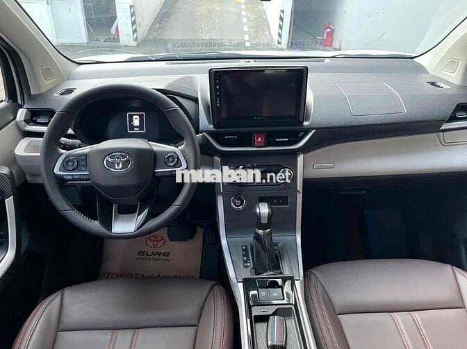 Toyota Veloz Cross 2022 CVT Top - nhập Indo
