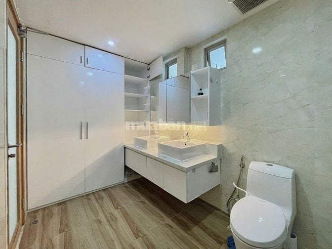 Bán căn hộ The Vista 160m2, 3 PN, giá 12 tỷ