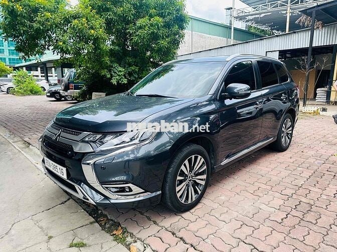OUTLANDER 2.0 CVT PREMIUM - SX 2024, ODO 11.500 KM