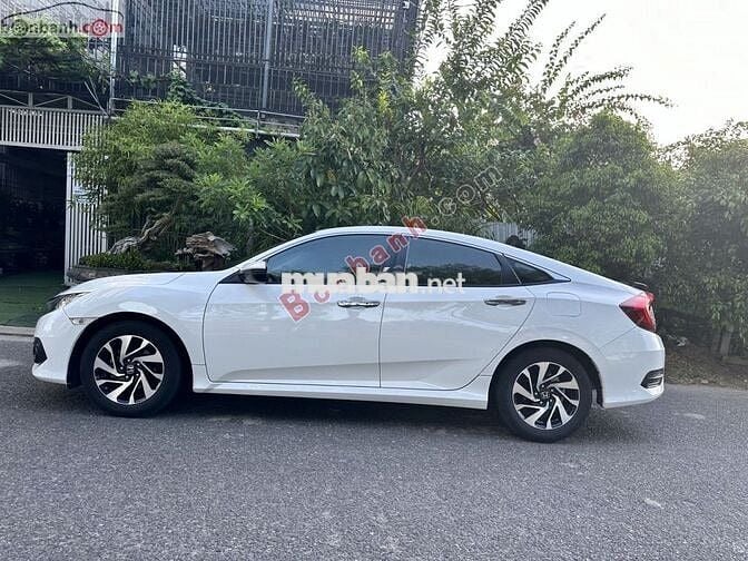 Honda Civic 2018 1.8 E - 83000 km