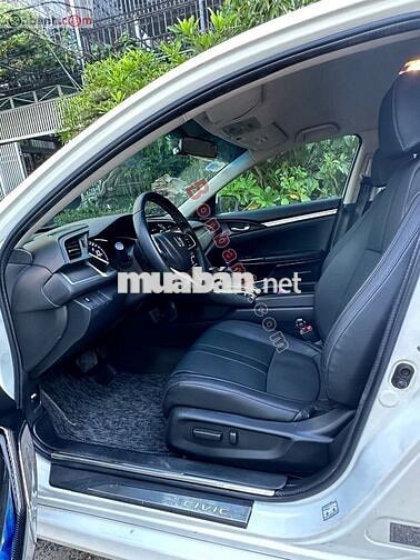 Honda Civic 2018 1.8 E - 83000 km
