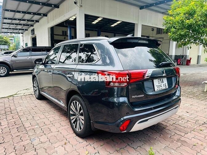 OUTLANDER 2.0 CVT PREMIUM - SX 2024, ODO 11.500 KM