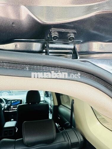 OUTLANDER 2.0 CVT PREMIUM - SX 2024, ODO 11.500 KM