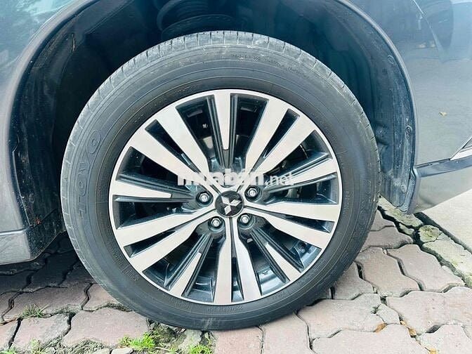 OUTLANDER 2.0 CVT PREMIUM - SX 2024, ODO 11.500 KM