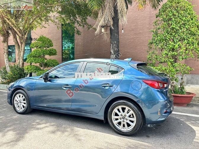 Mazda 3 2018 1.5 AT - 80000 km