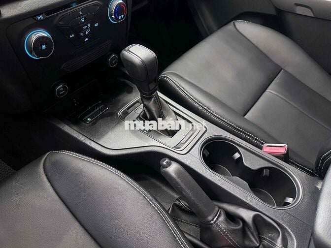 Ford Ranger XLS 2.2 4x2 AT Cuối 2018